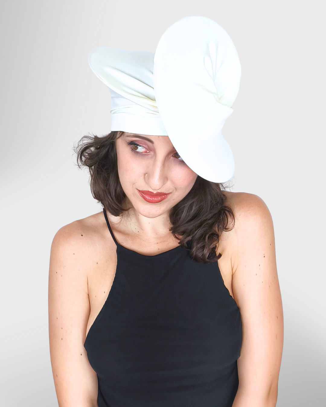 17 | Luna Bianca | Small hat