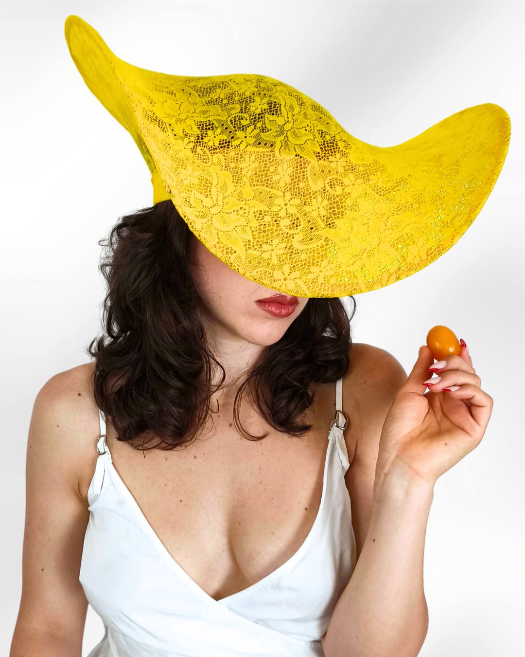 15 | Sole in testa | Small hat