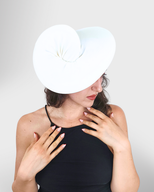 17 | Luna Bianca | Small hat